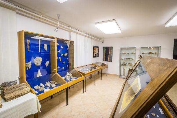 Železna jama in jamarski muzej