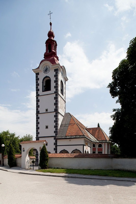 Cerkev sv. Mohorja in Fortunata